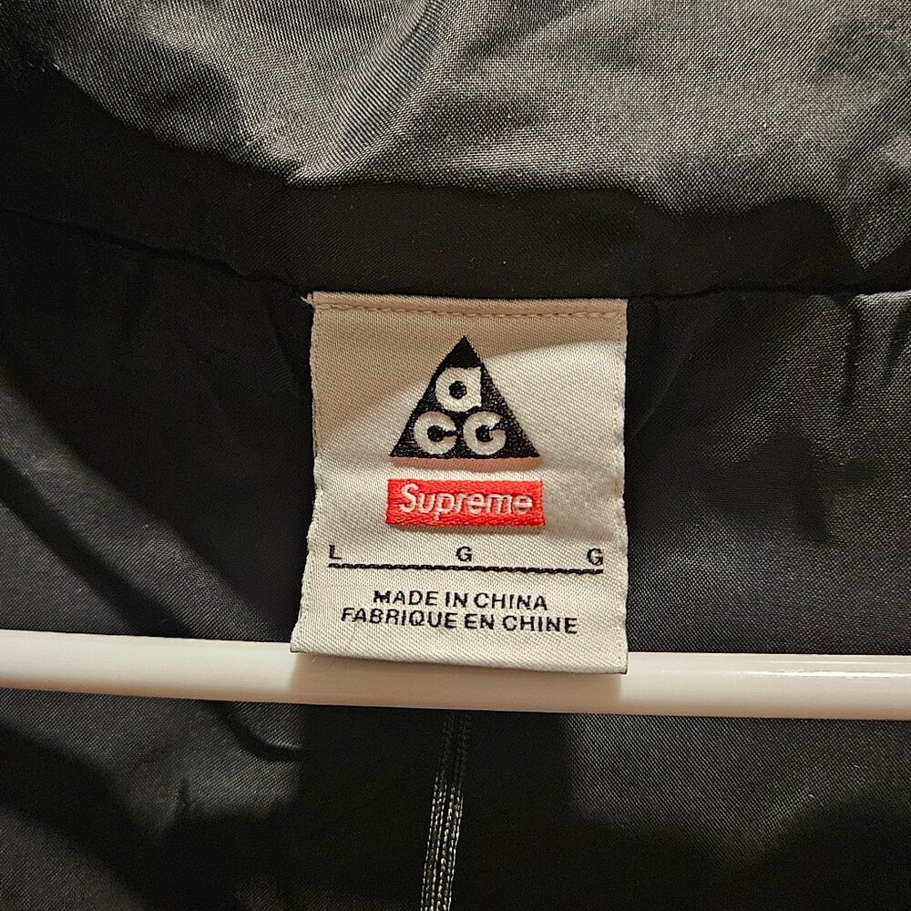 New Nike acg supreme man's waterproof snowboard jacket